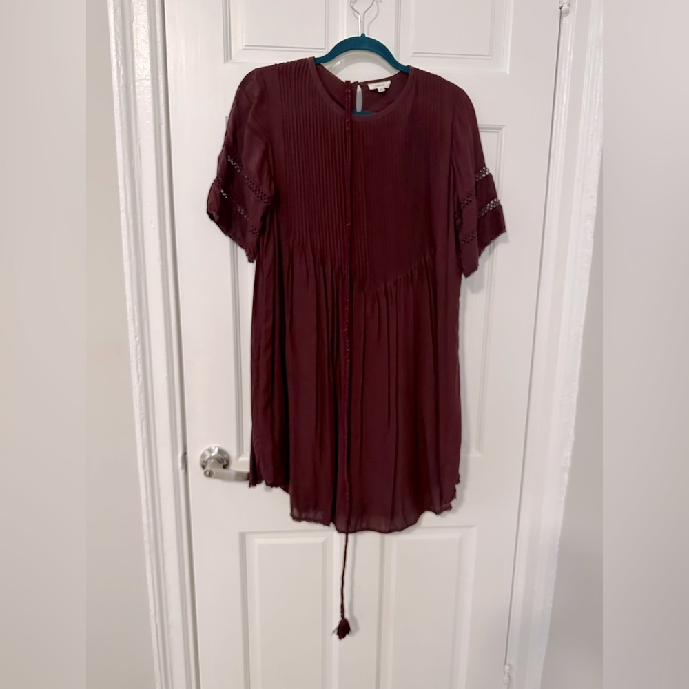 Wilfred Dress from Aritzia Size Small in Burgundy